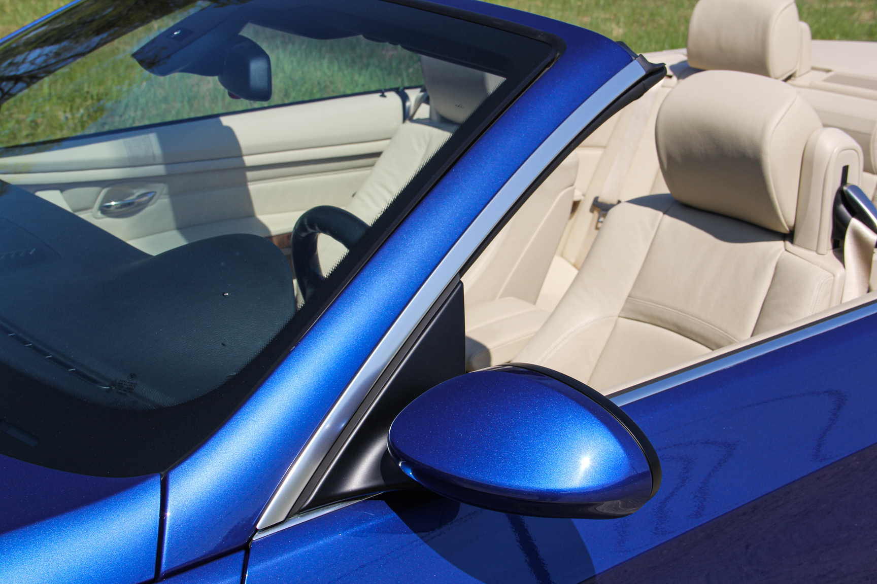 Exterior image of 2007 BMW 335i Cabriolet (59)