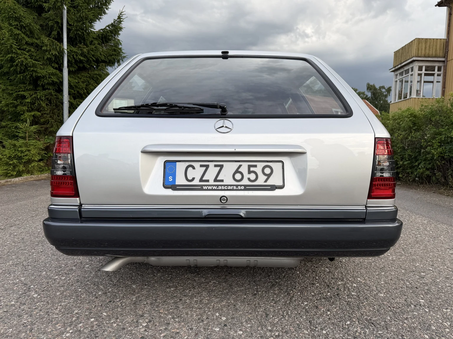Aussenfoto 1994 Mercedes-Benz E 320 T (4)