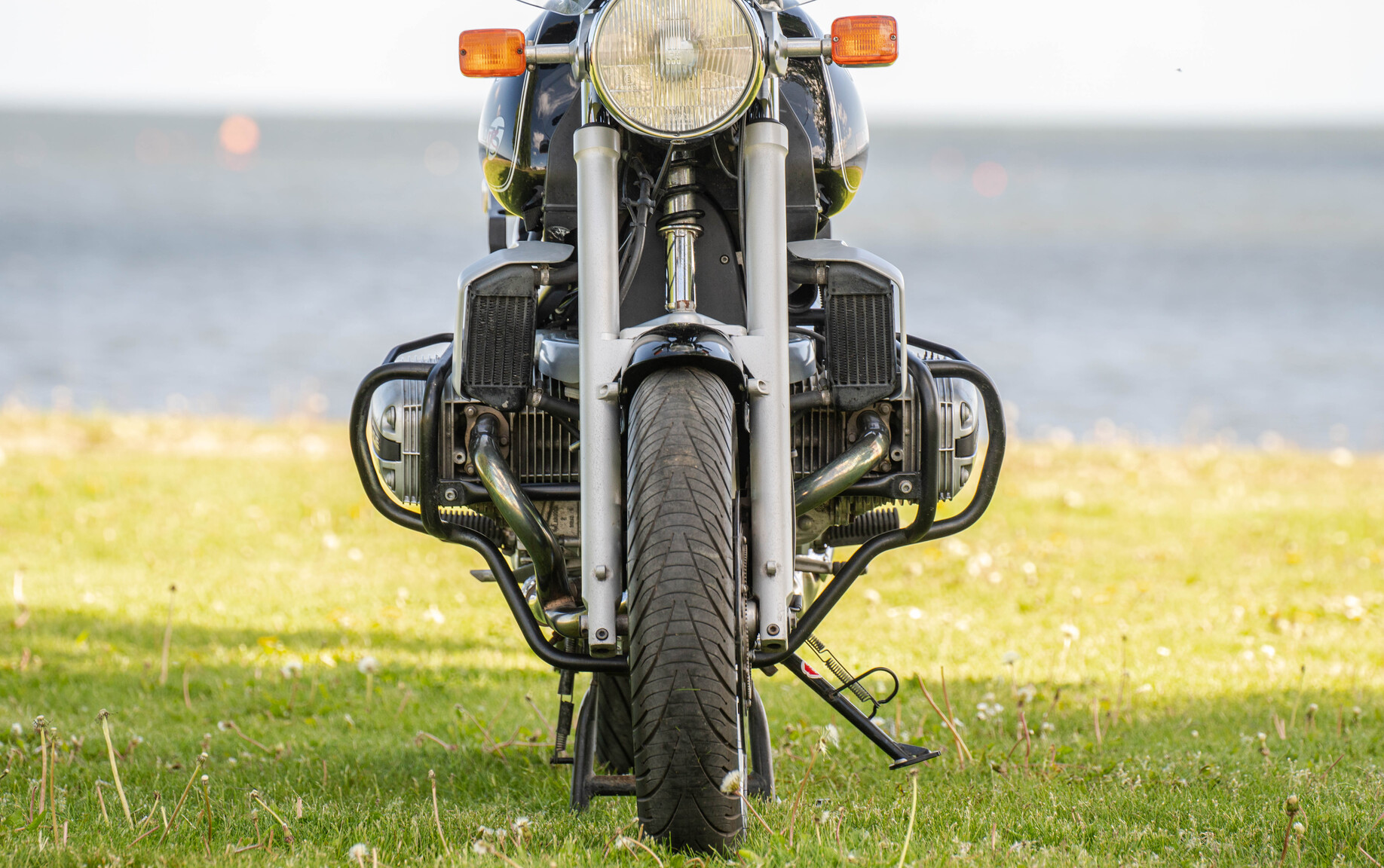 Exteriörbild på 1998 BMW R1100R (16)