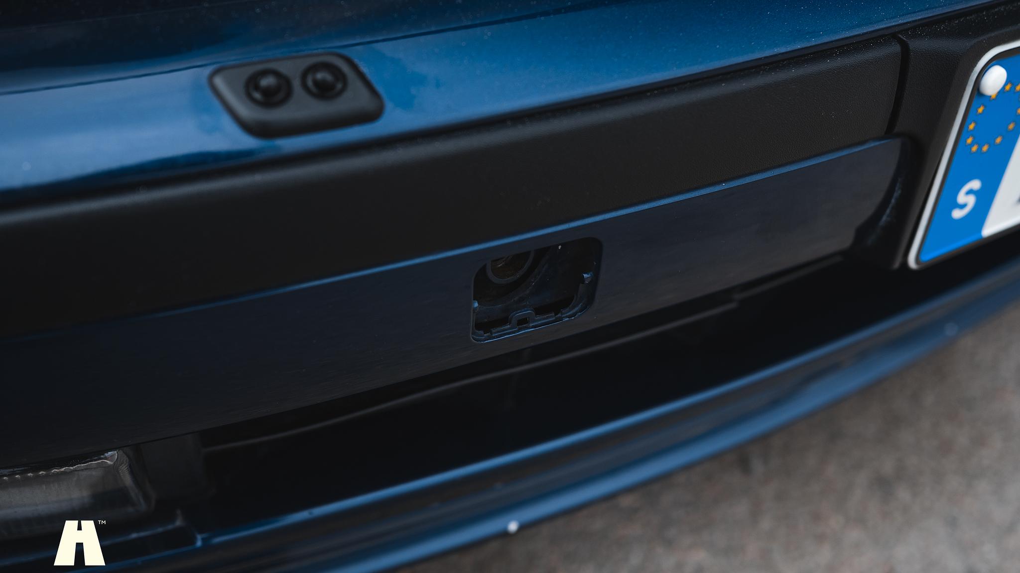 Exterior image of 1998 Alpina B10 V8
