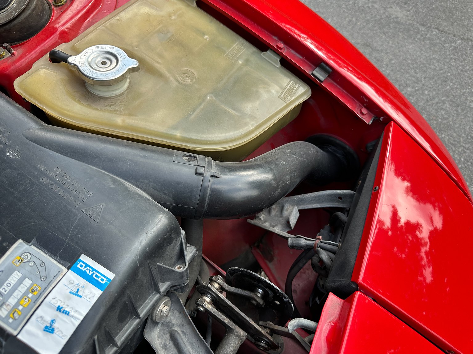 Image of 1988 Porsche 944 mechanics