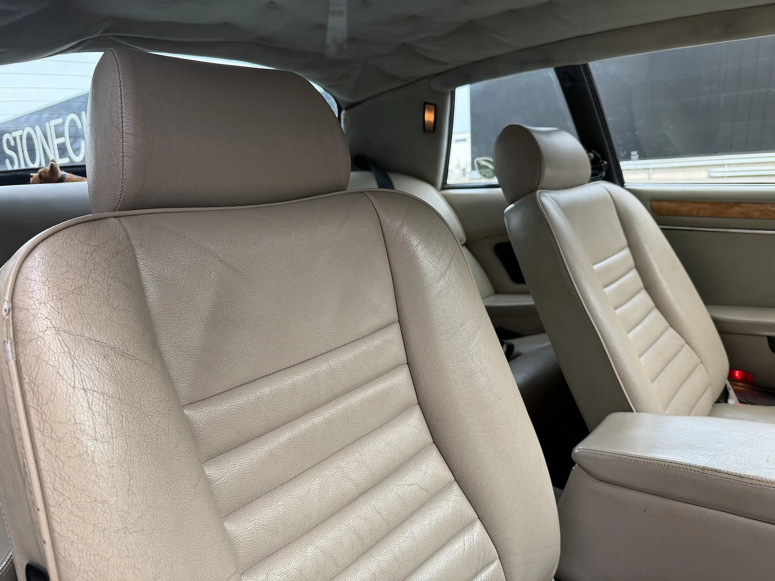 Innenraumfoto von 1985 Jaguar XJS HE (14)