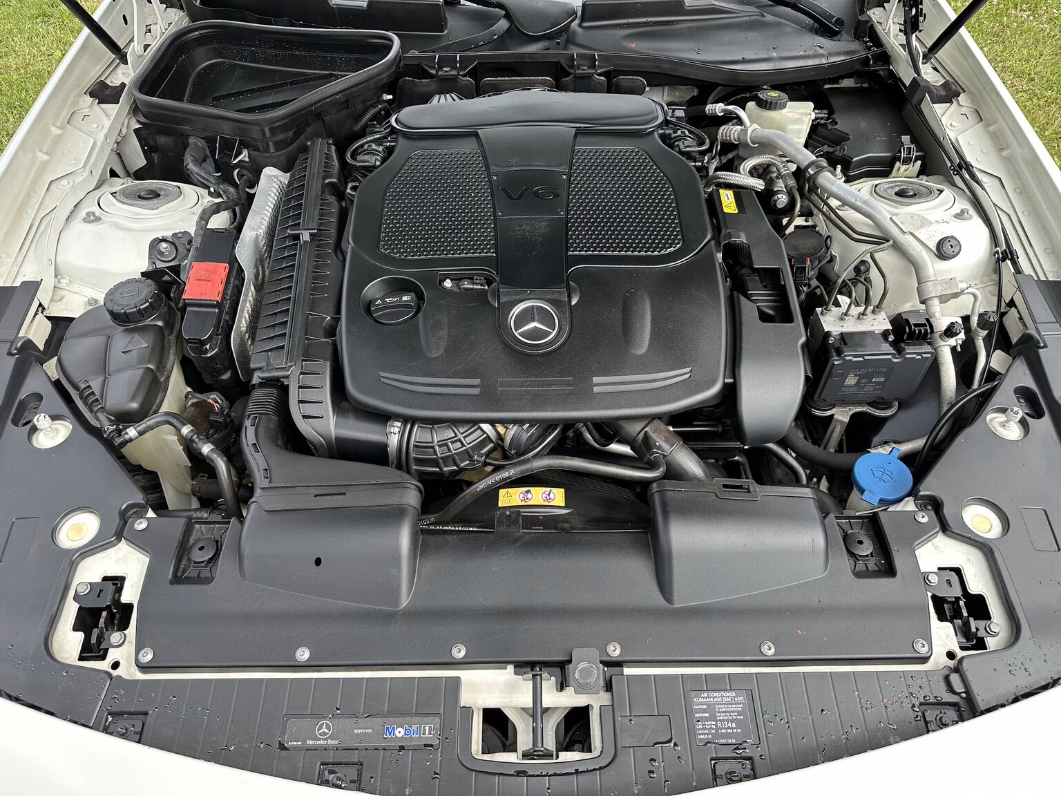 Image of 2012 Mercedes-Benz SLK 350 mechanics