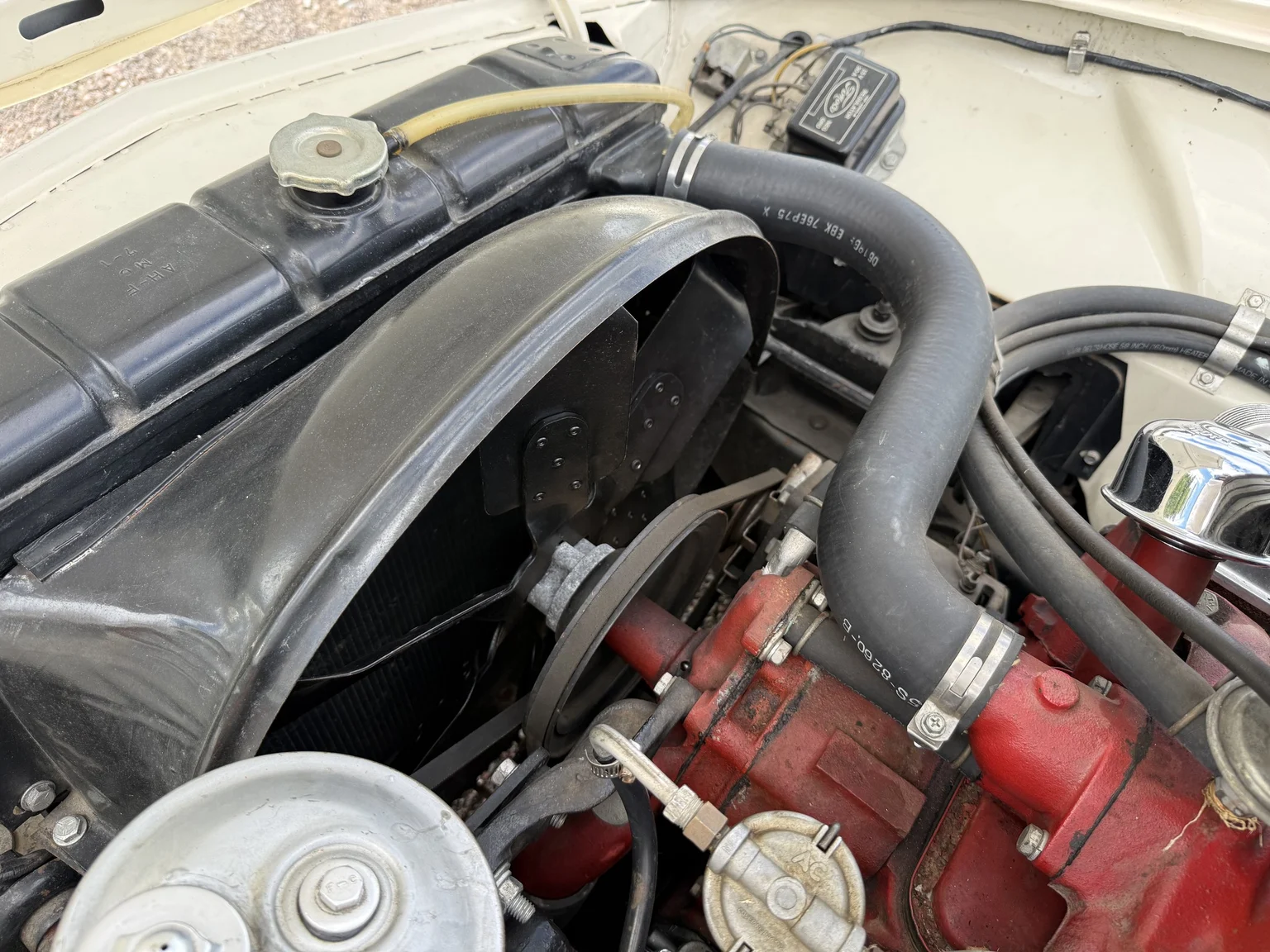 Image of 1957 Ford Thunderbird (22) mechanics