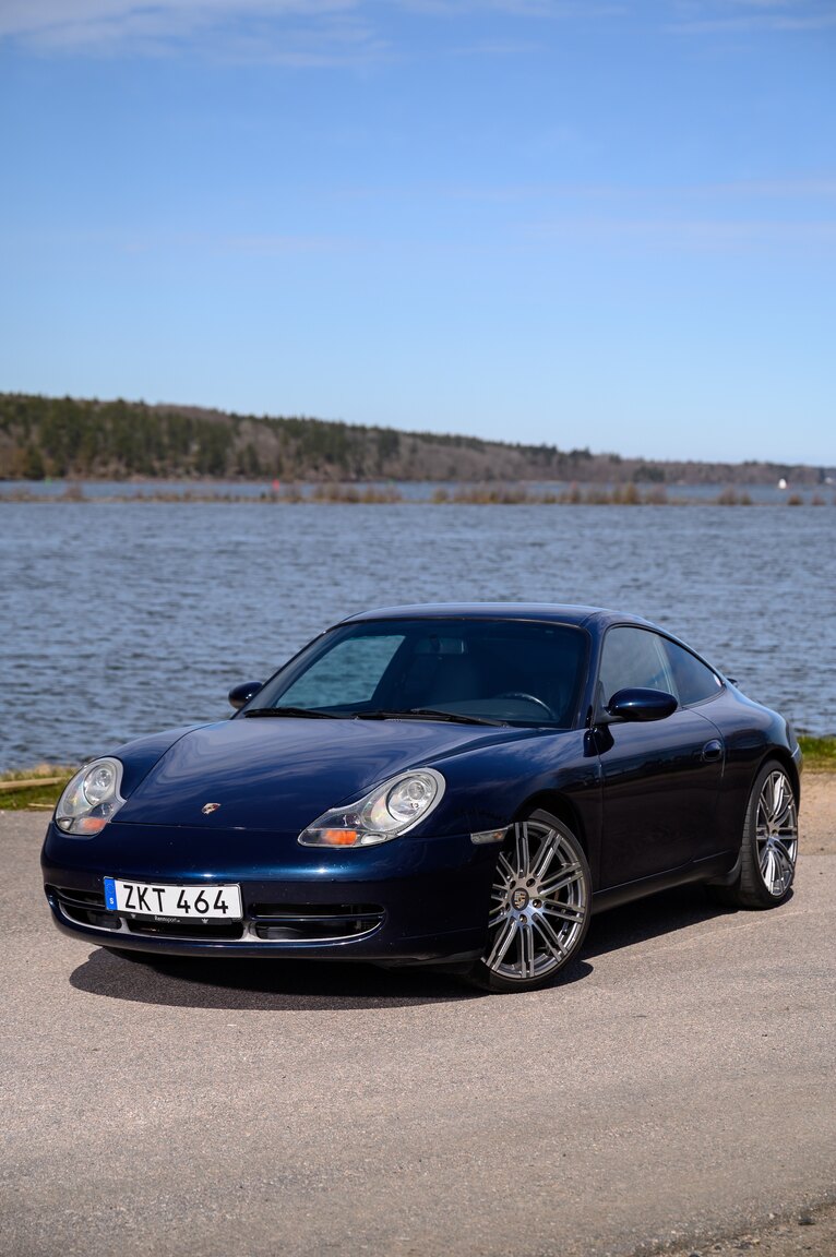 Exteriörbild på 1999 Porsche 911 Carrera