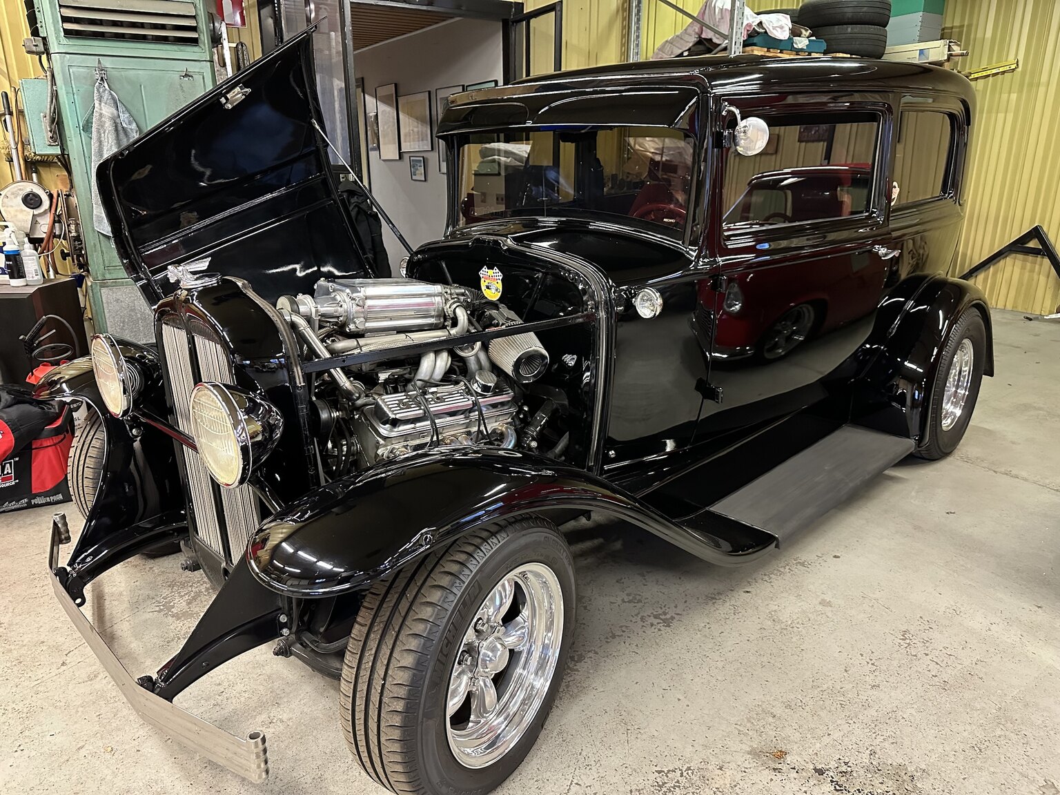 Image of 1927 Pontiac Custom Rod mechanics