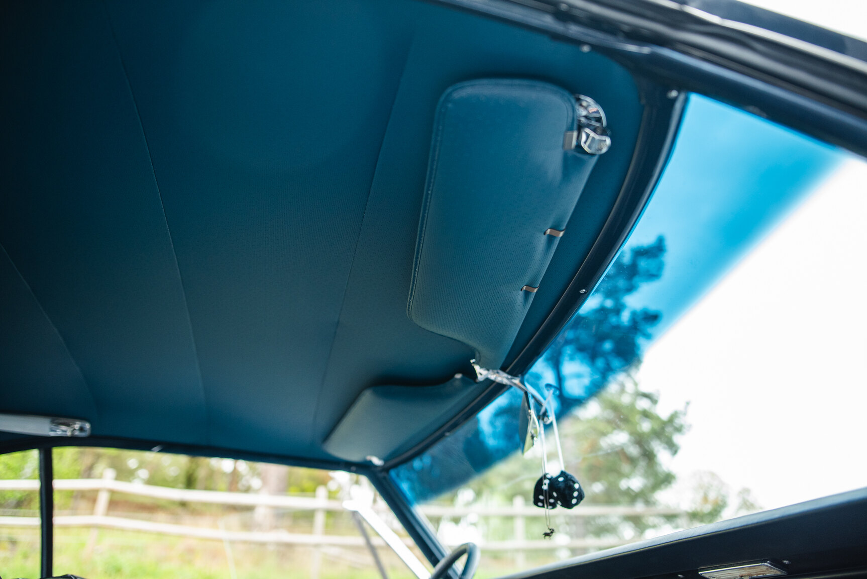Interior image of 1965 Pontiac Catalina 421 Tripower-Pack 2+2