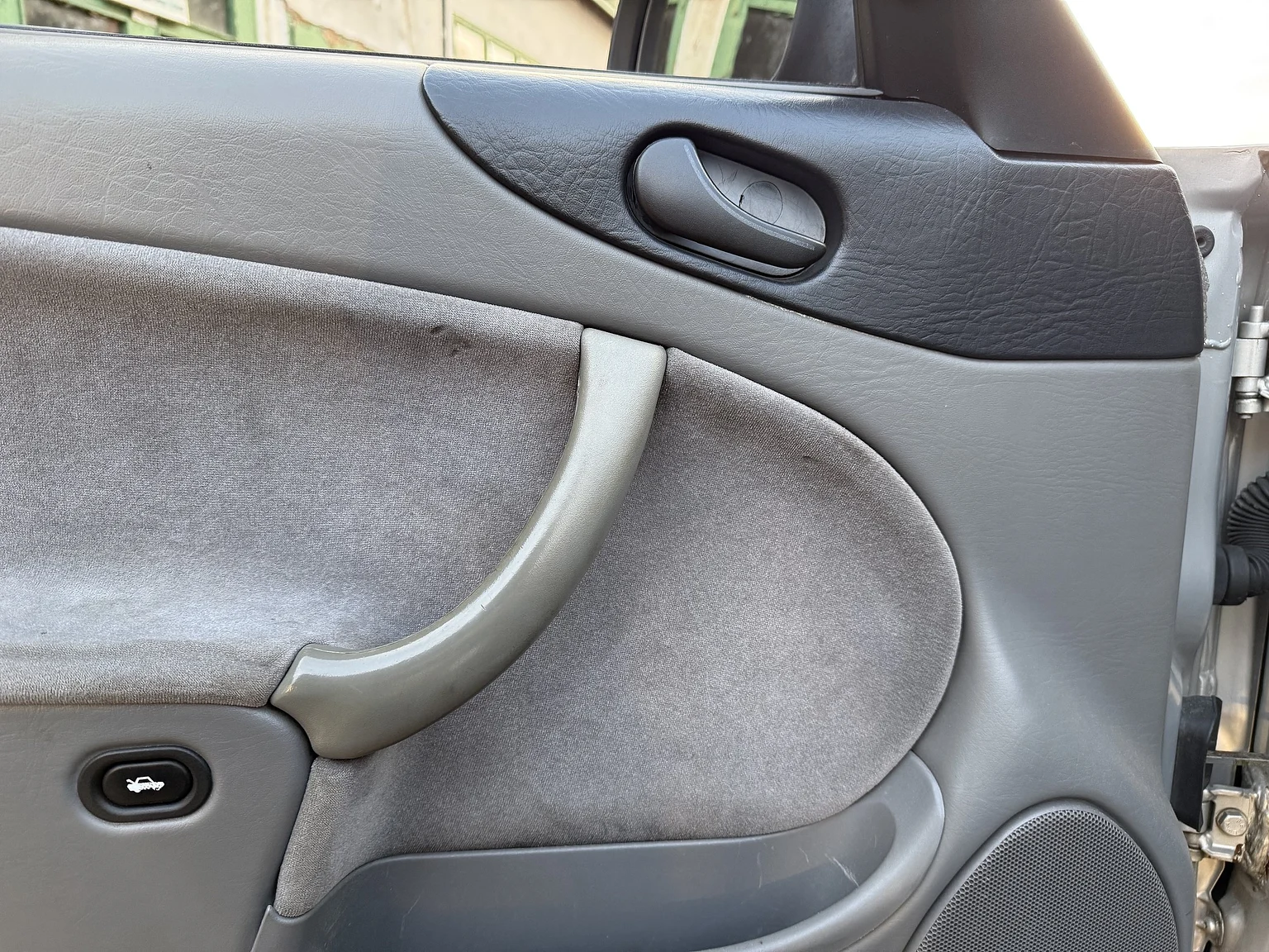 Innenraumfoto von 1996 SAAB 900 Turbo Convertible (29)