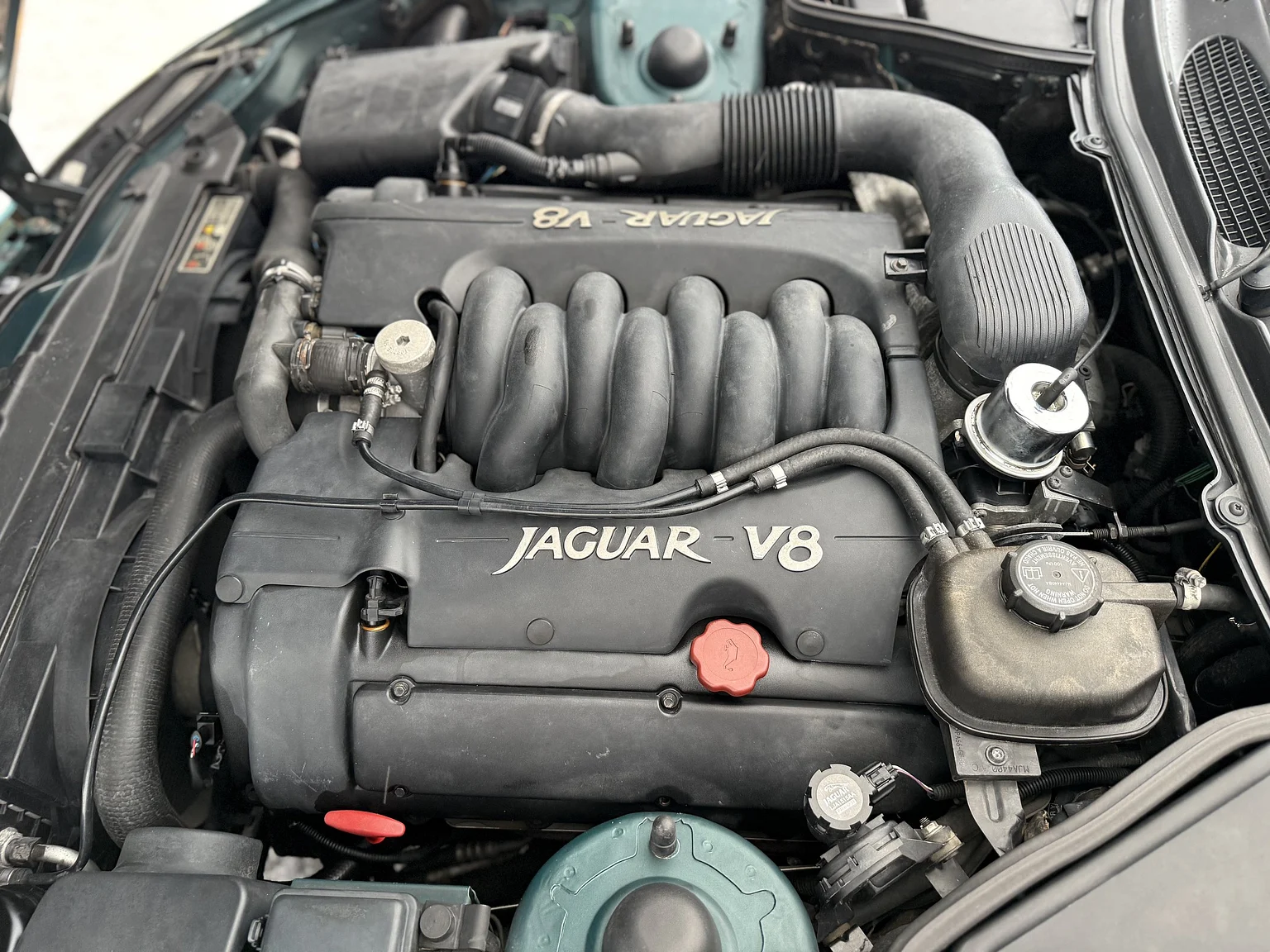 Image of 1997 Jaguar XK8 (1) mechanics