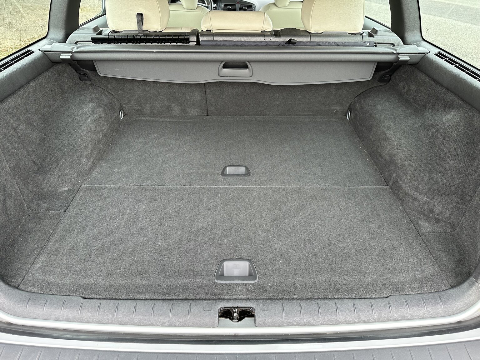 Interior image of 2008 Volvo V70 Classic