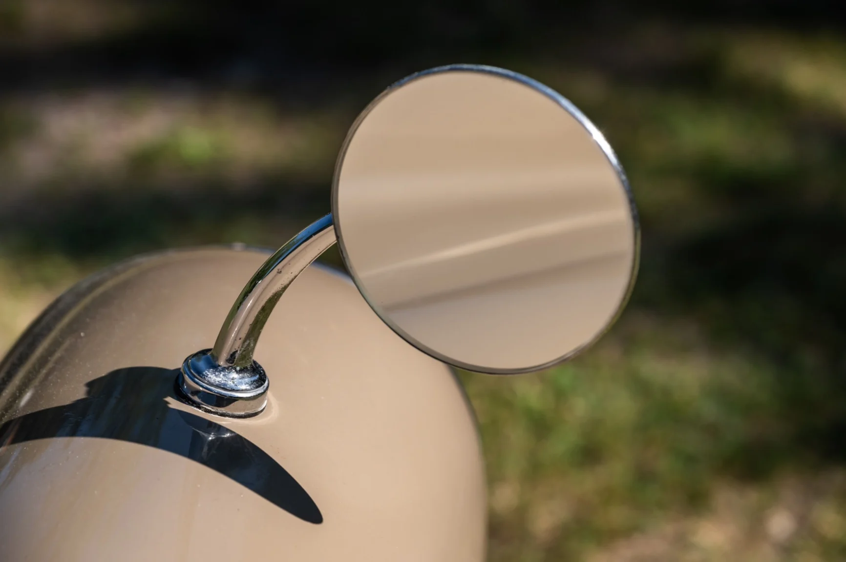 Exterior image of 1971 Morris Minor 1000 (12)