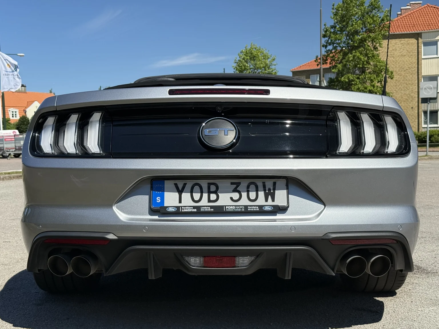 Exterior image of 2021 Ford Mustang GT Cabriolet (29)