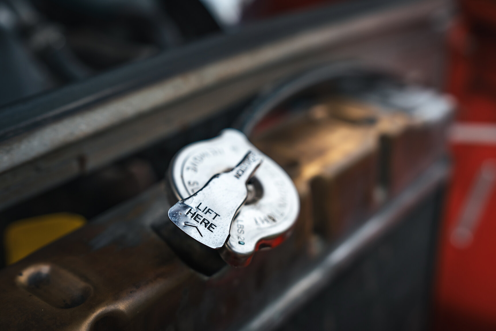 Image of 1973 MG MGB Roadster (6) mechanics