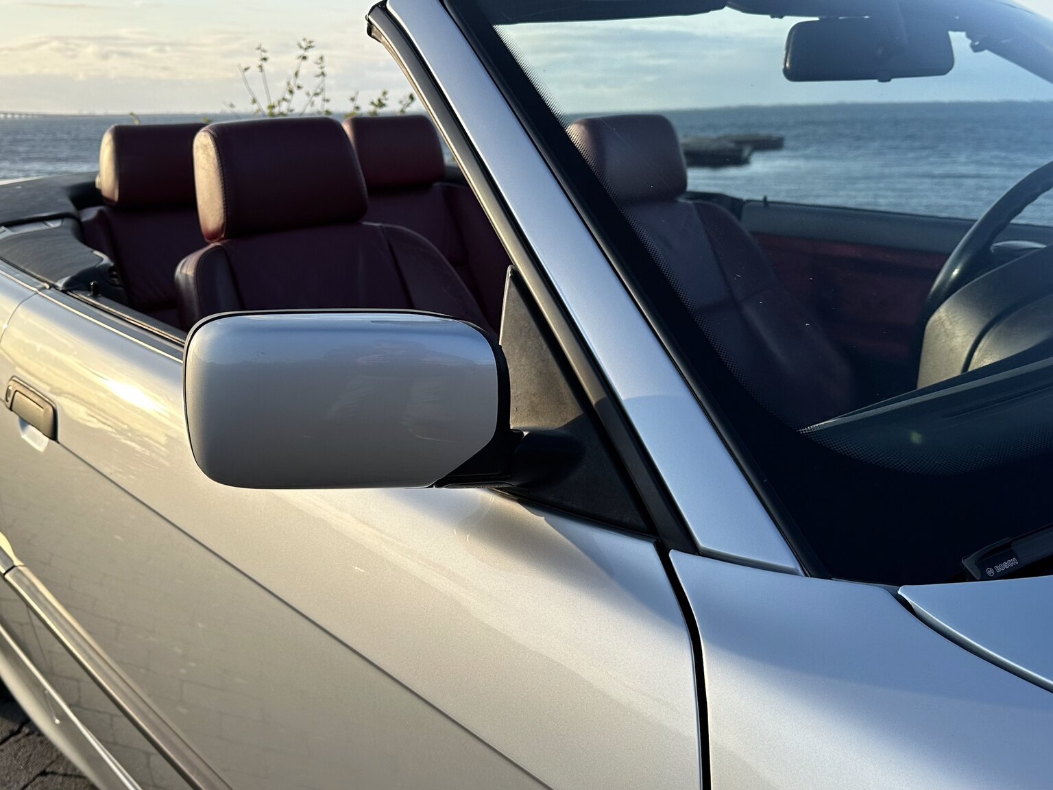 Exteriörbild på 1993 BMW 325i Convertible