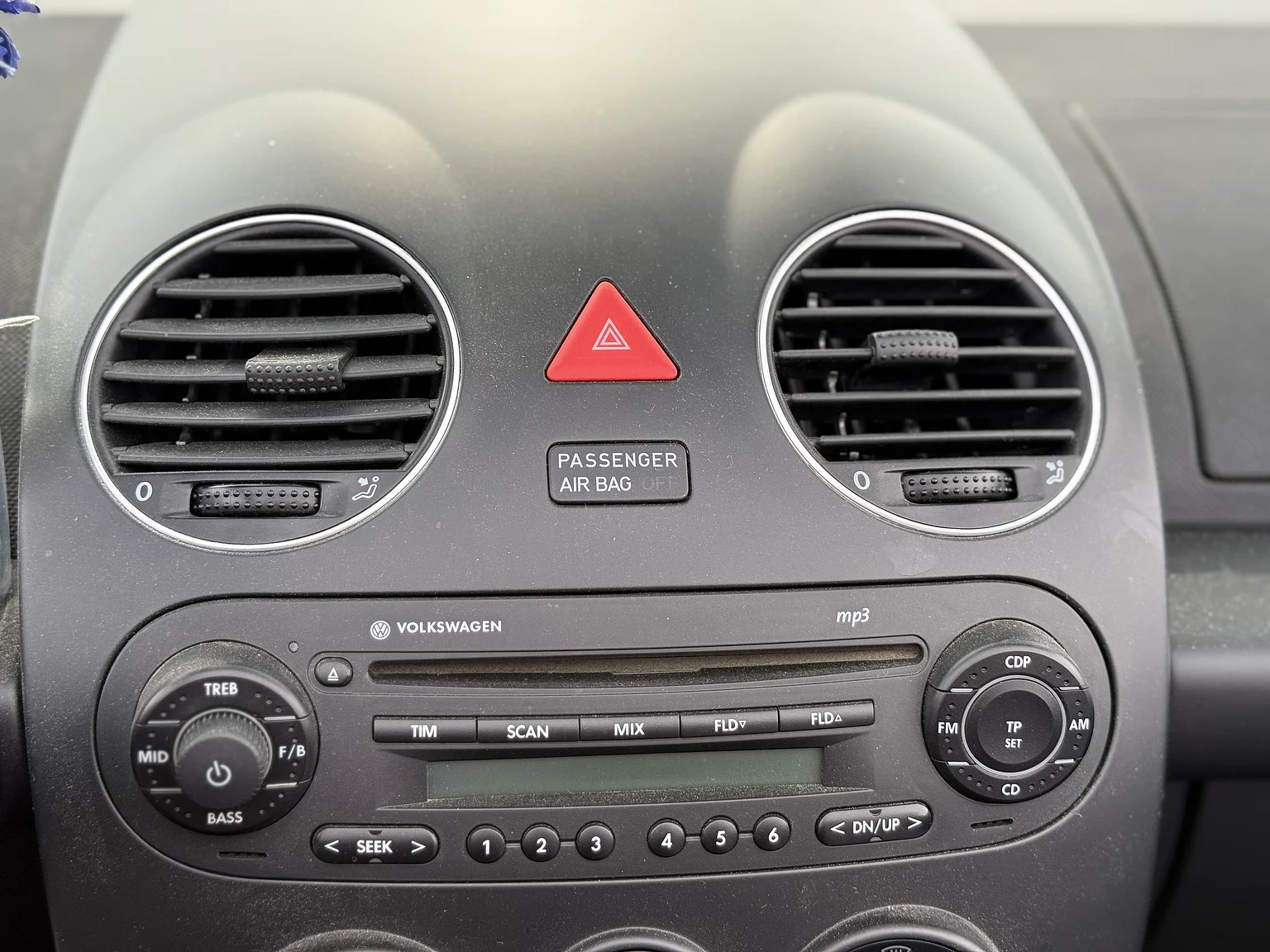 Interior image of 2007 VW Beetle 1600 Cabriolet  (15)