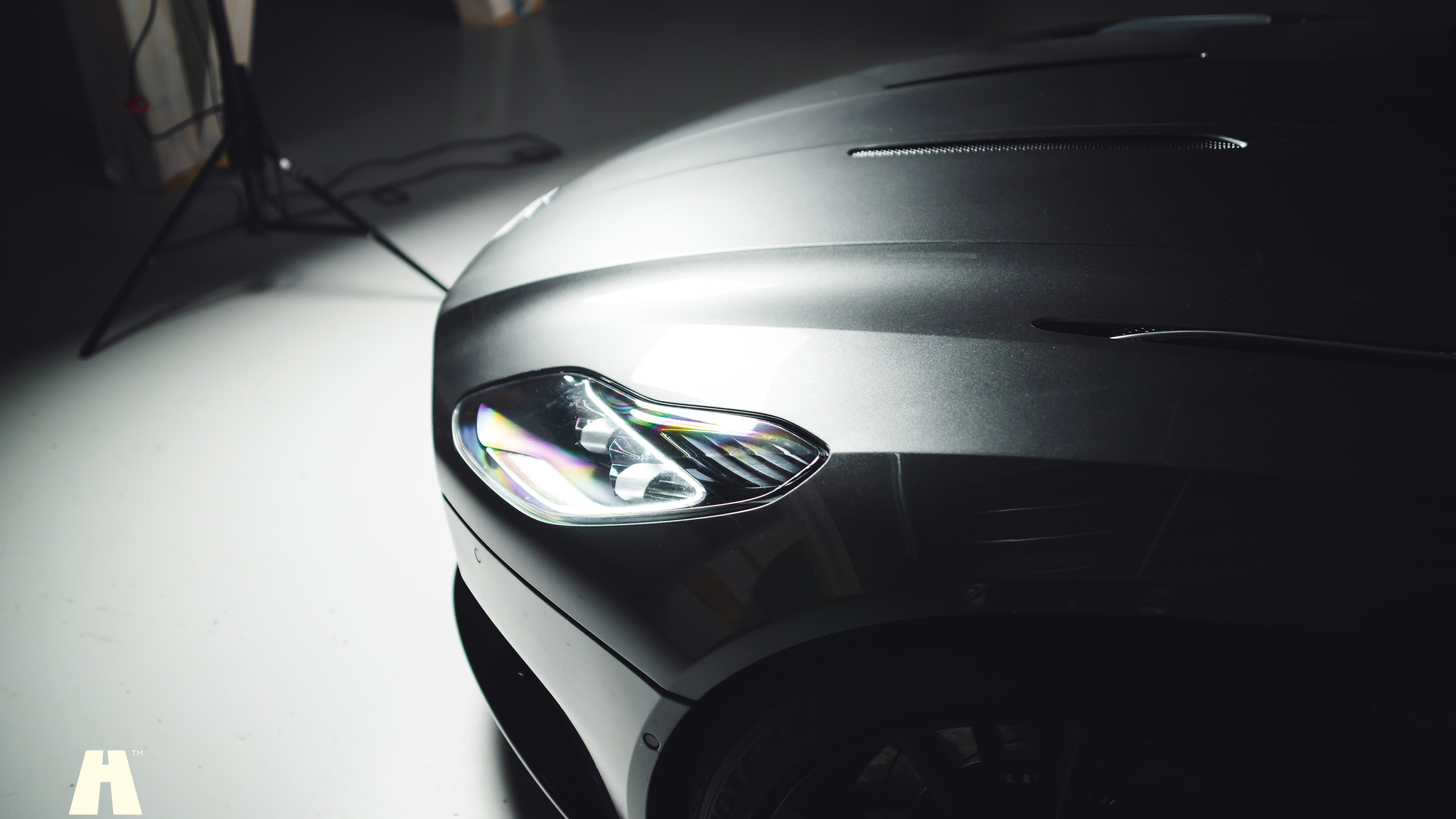 Exterior image of 2019 Aston Martin DB11 AMR (10)