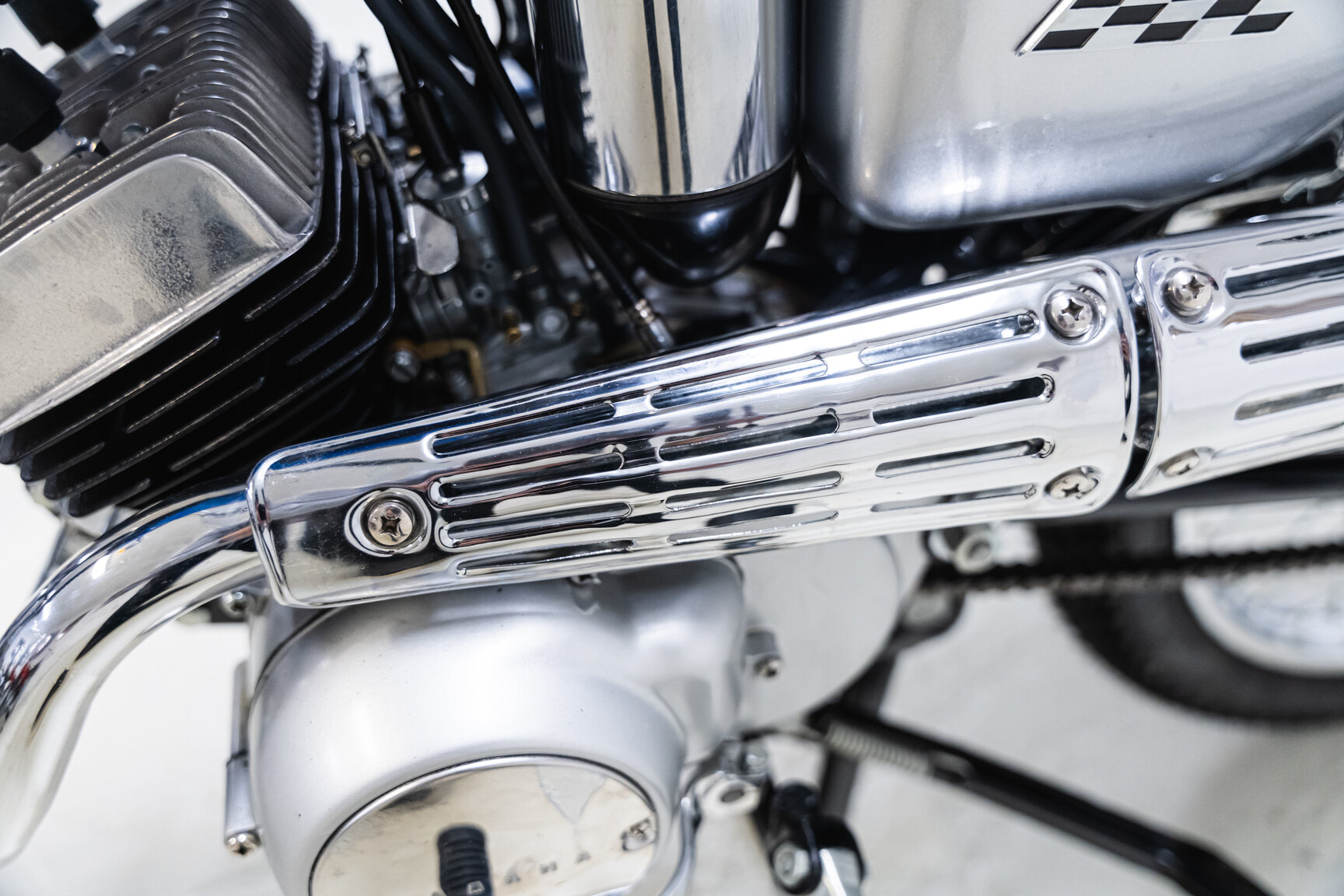 Image of 1969 Yamaha AS1C mechanics