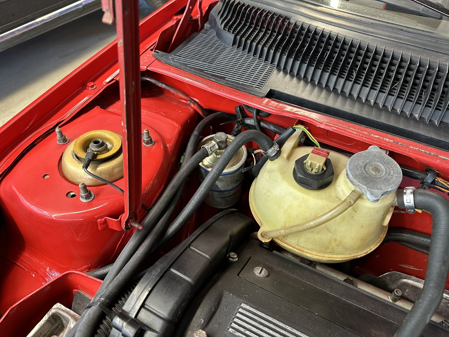 Image of 1989 Peugeot 205 GTI mechanics