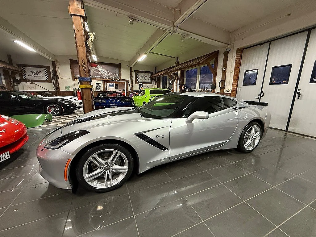 Bild von 2016 Chevrolet Corvette (2)