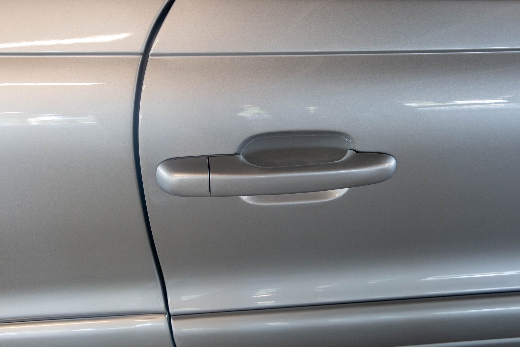 Exterior image of 1999 Volvo C70 2.5 T Manuell