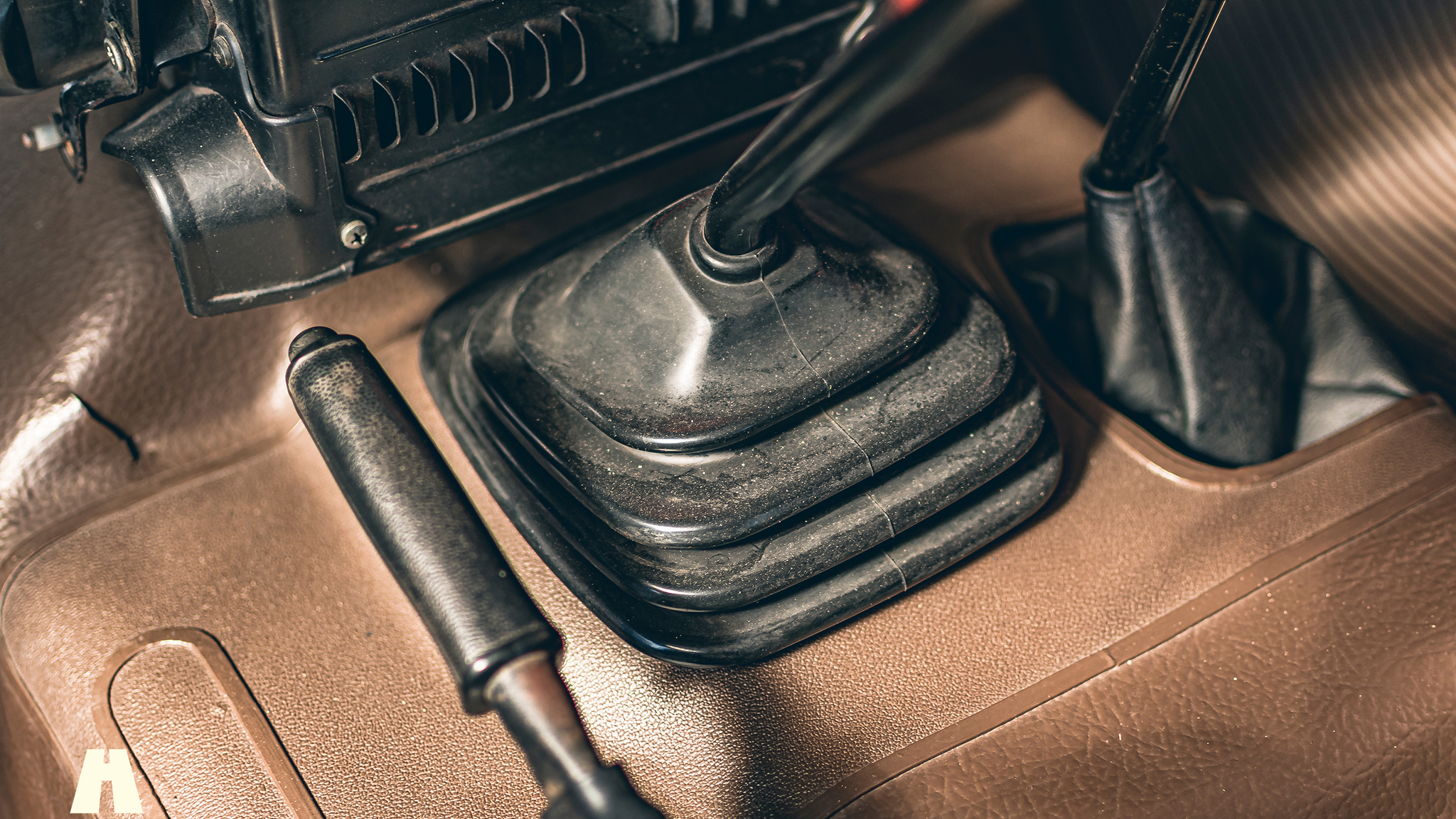 Interior image of 1984 Toyota Land Cruiser BJ42