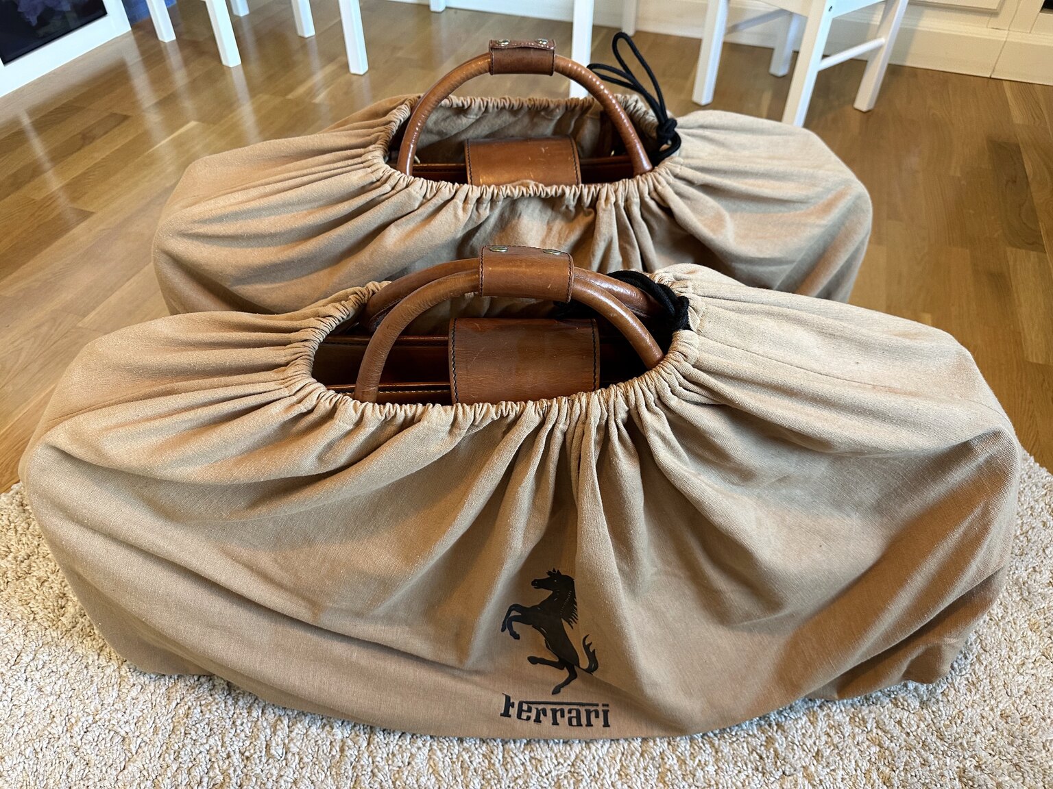 1989 Ferrari 328 GTS, Övrigt
