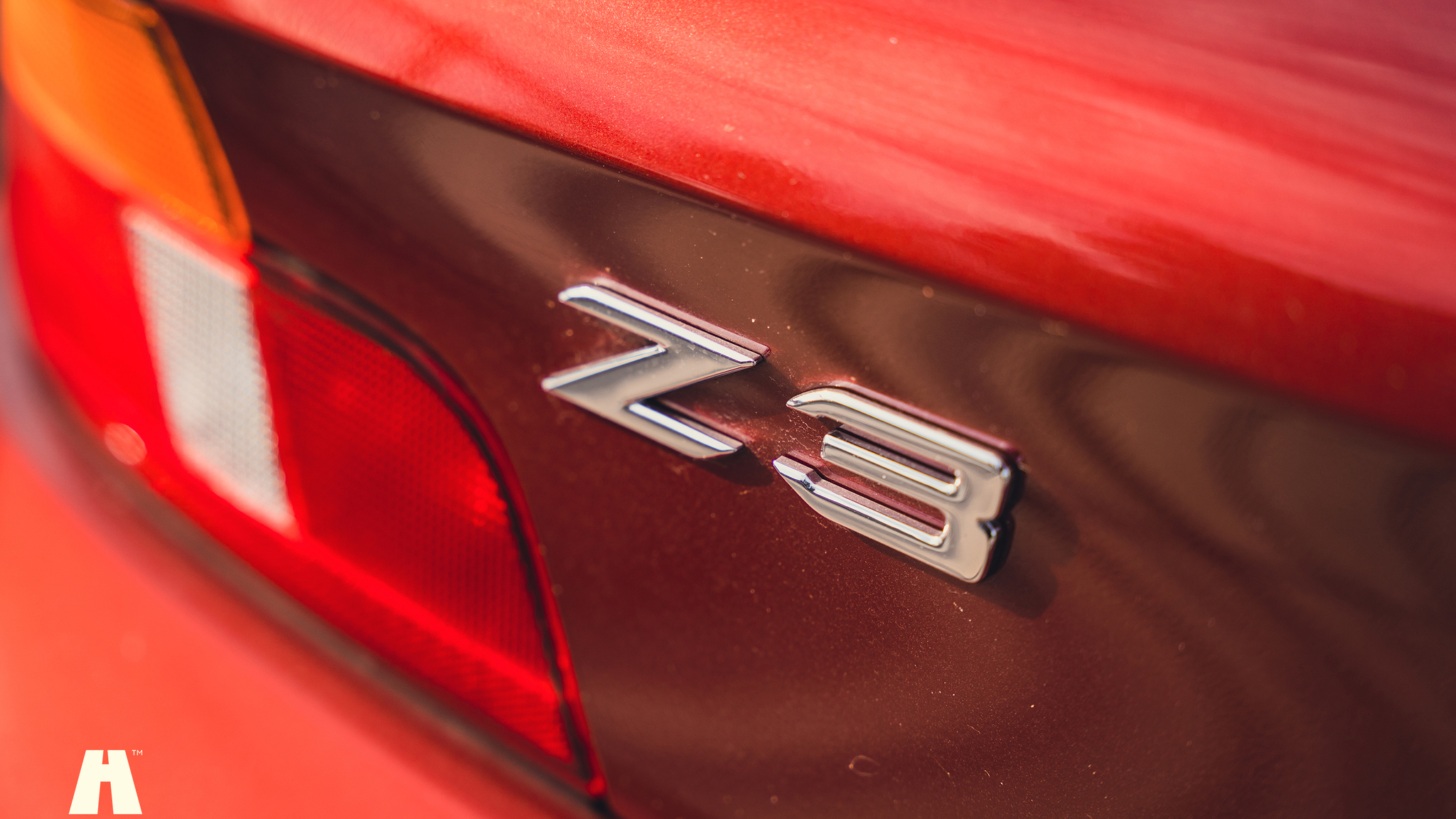 Exterior image of 2000 BMW Z3