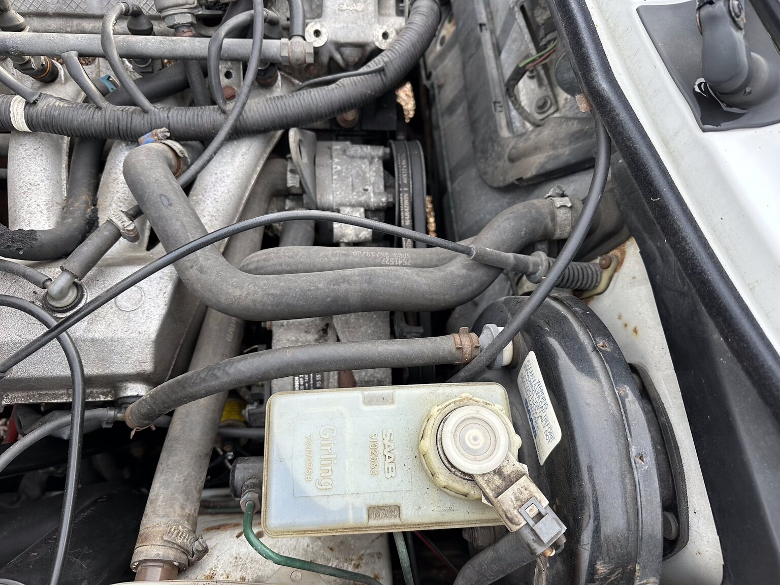Image of 1991 Saab 900 Turbo mechanics
