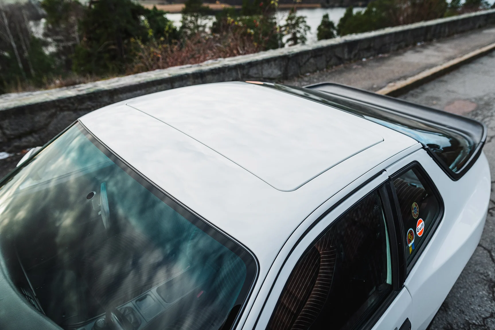 Exterior image of 1986 Porsche 944R (18)