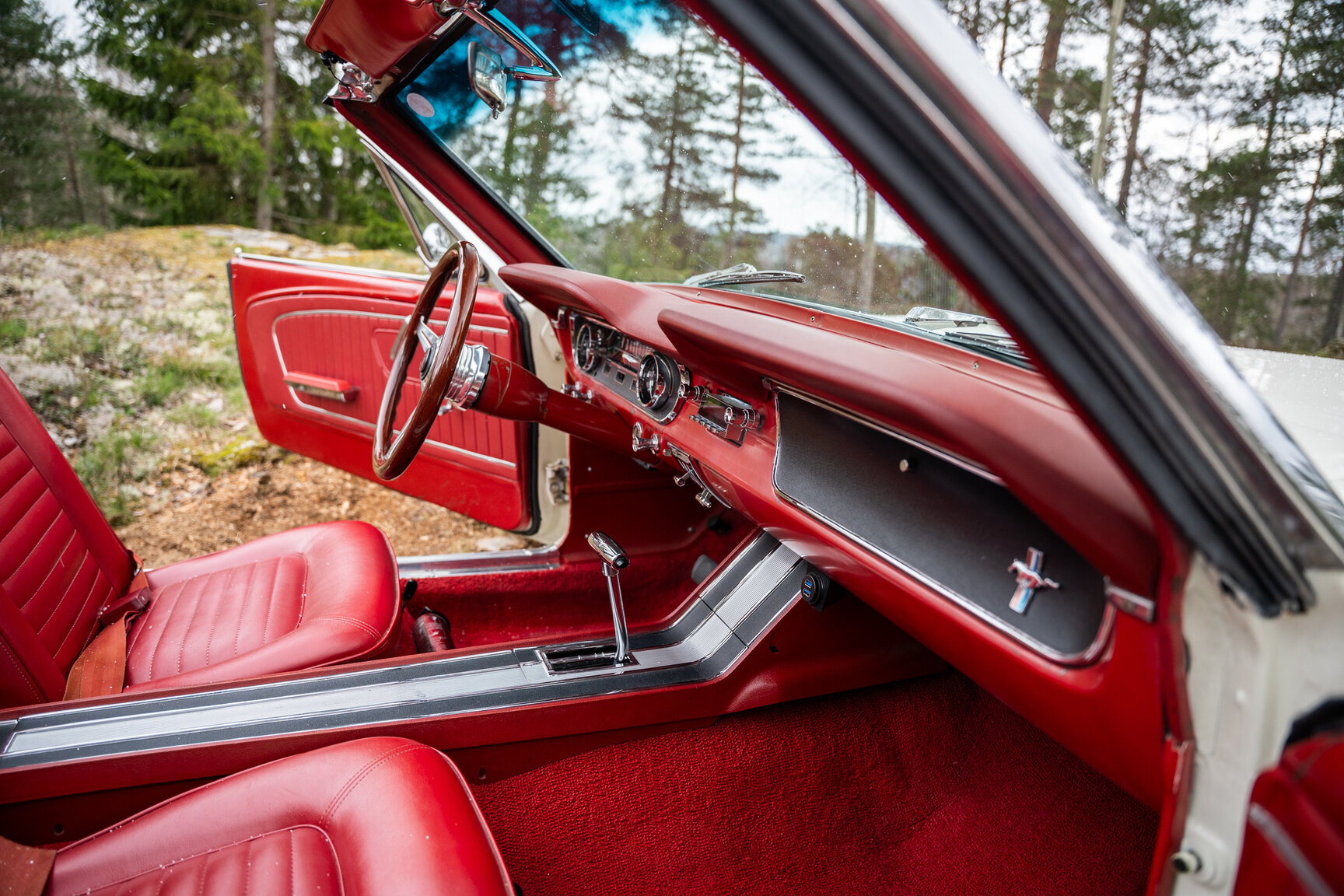 Innenraumfoto von 1965 Ford Mustang Cabriolet (16)