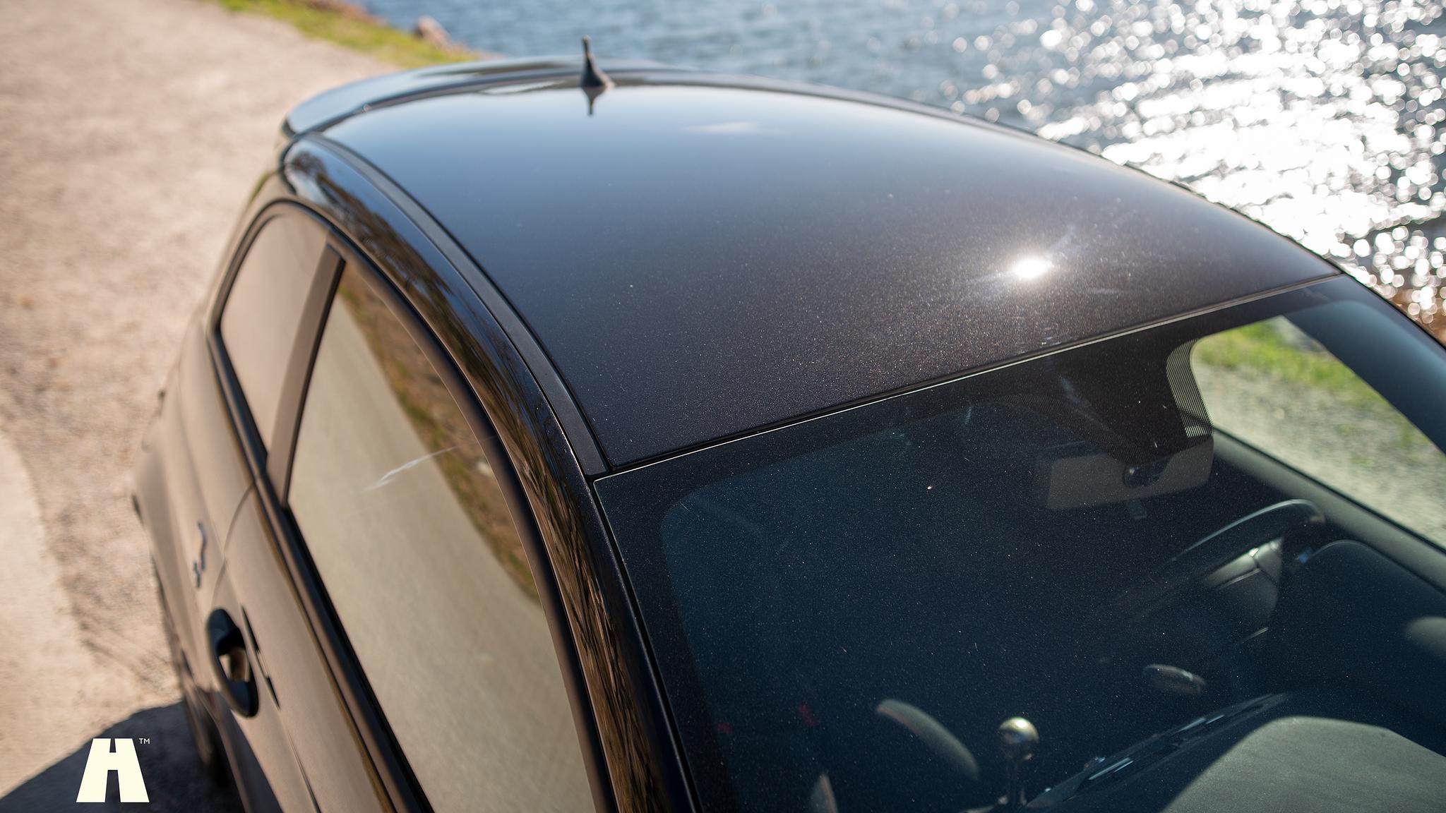 Exteriörbild på 2016 Abarth 595 Competizione (15)