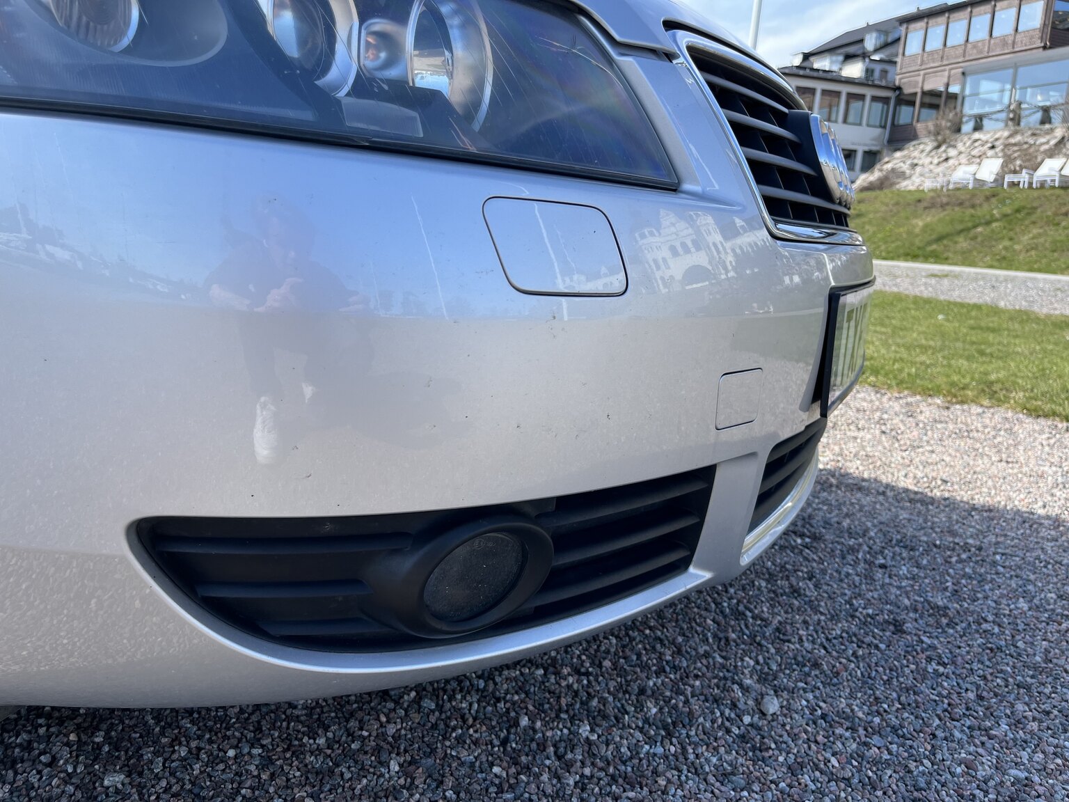 Exterior image of 2003 Audi A4 Cabriolet 3.0