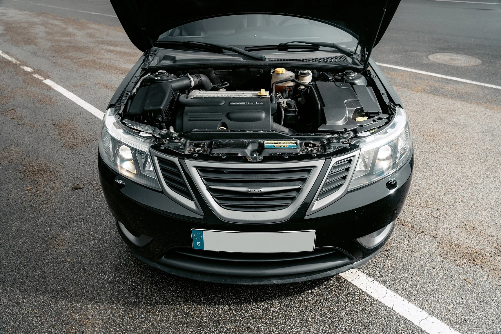 Exterior image of 2004 SAAB 9-3 Aero 2.0T Cabriolet (1)