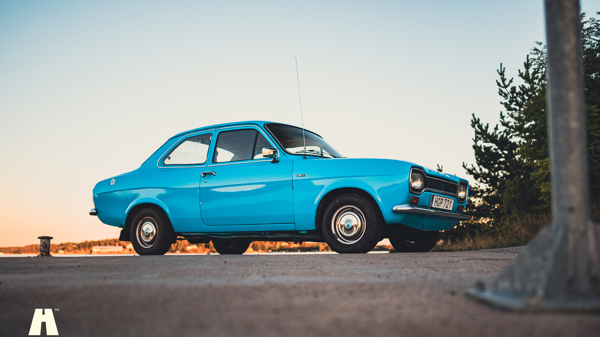 Aussenfoto 1974 Ford Escort MK1
