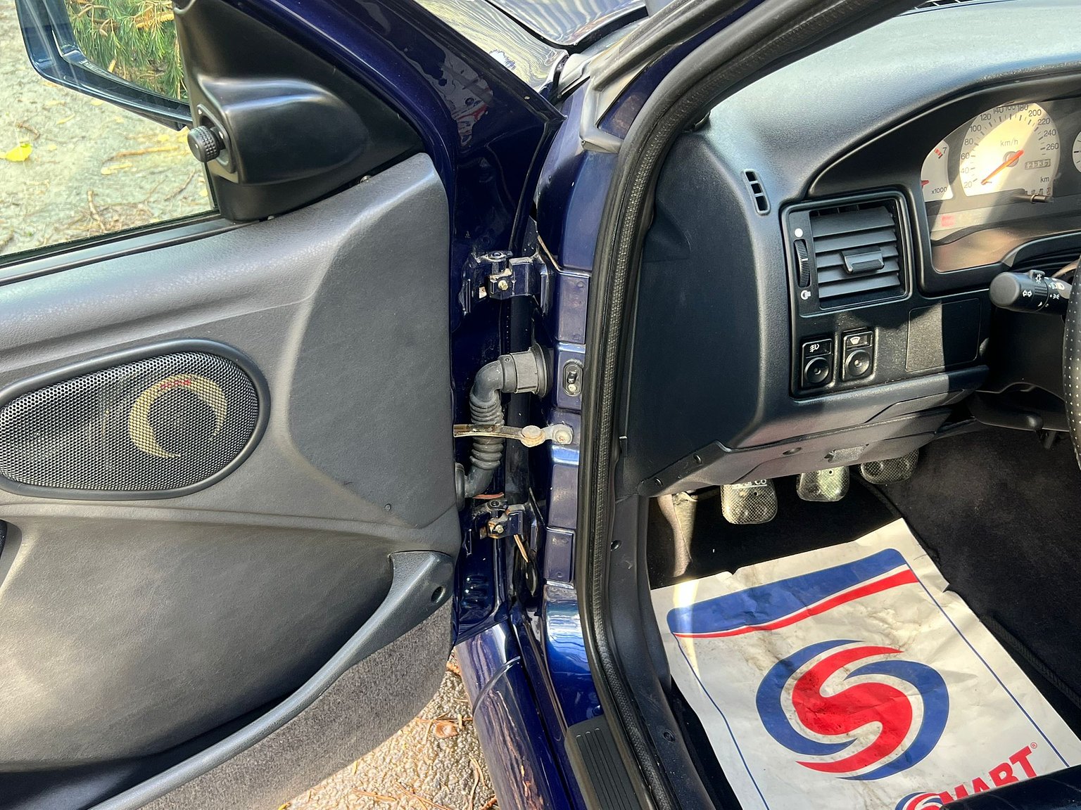 Interiörbild 1993 Ford Escort RS Cosworth "Big Turbo"