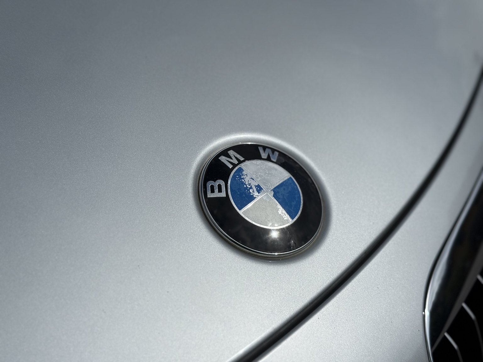 Exteriörbild på 2004 BMW 645Ci Convertible