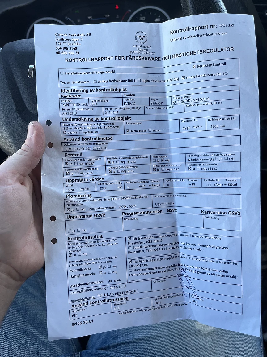 Dokumentation för 2022 Iveco Daily 70-180 chassis Biltransport (1)