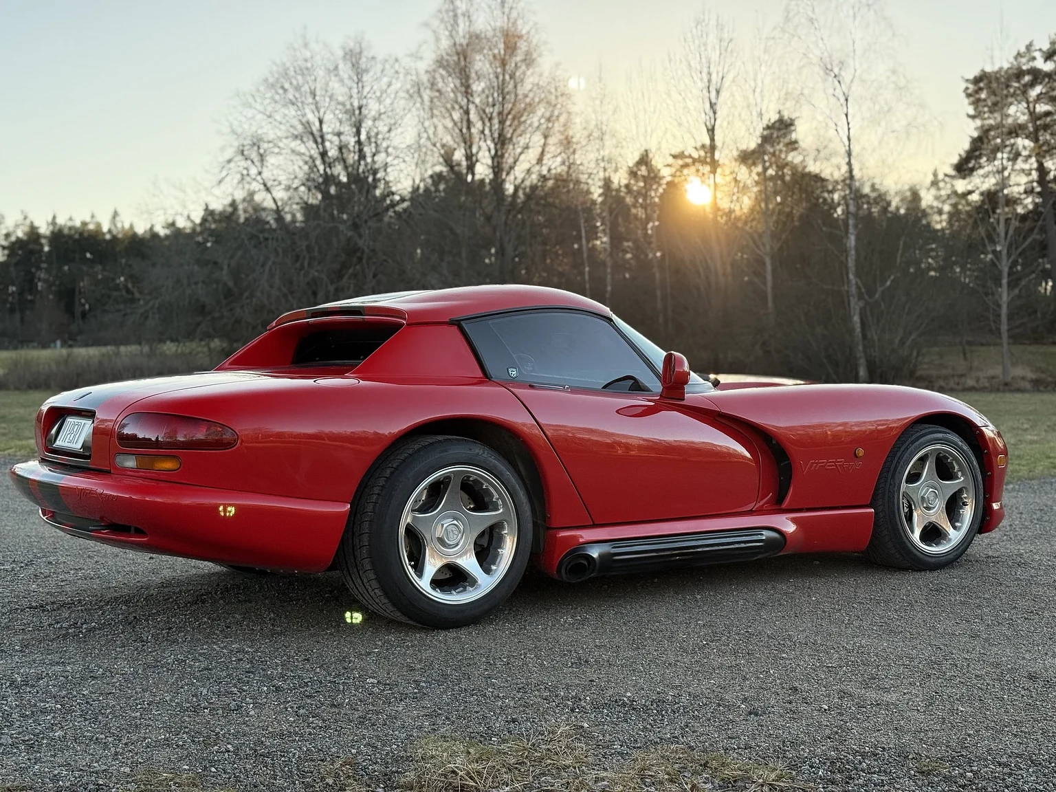 Exteriörbild på 1994 Chrysler Viper (18)