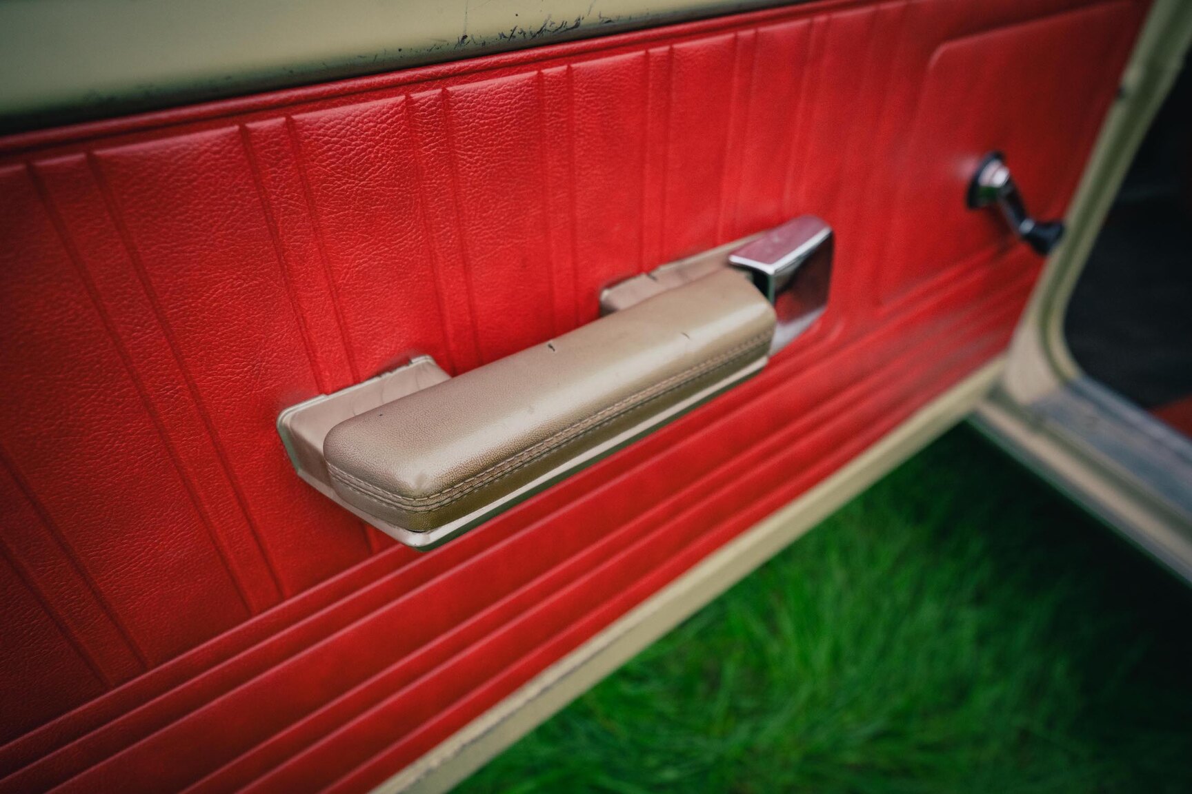 Innenraumfoto von 1972 Plymouth Duster 360 (22)