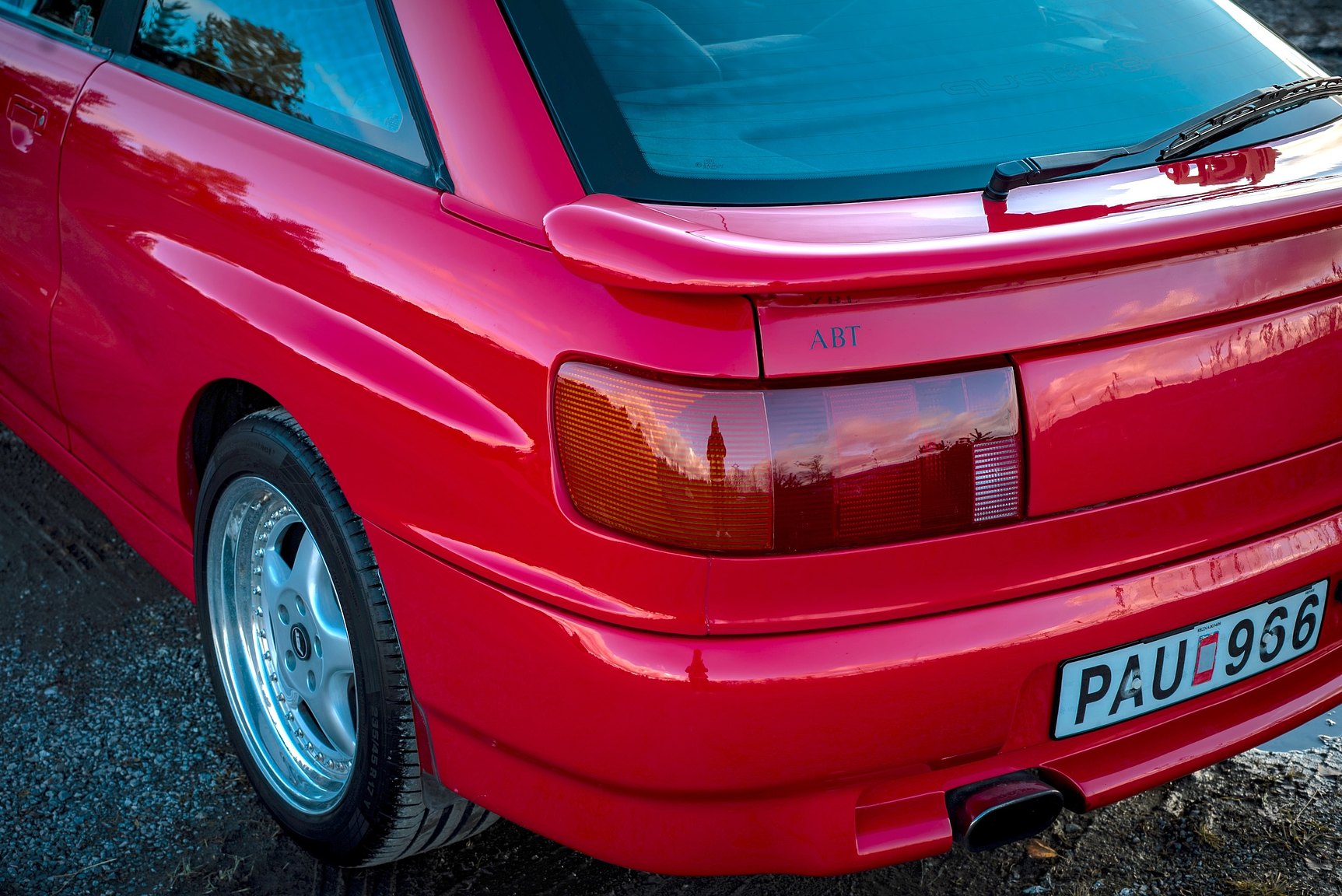 Exterior image of 1992 Audi quattro S2 Abt C5