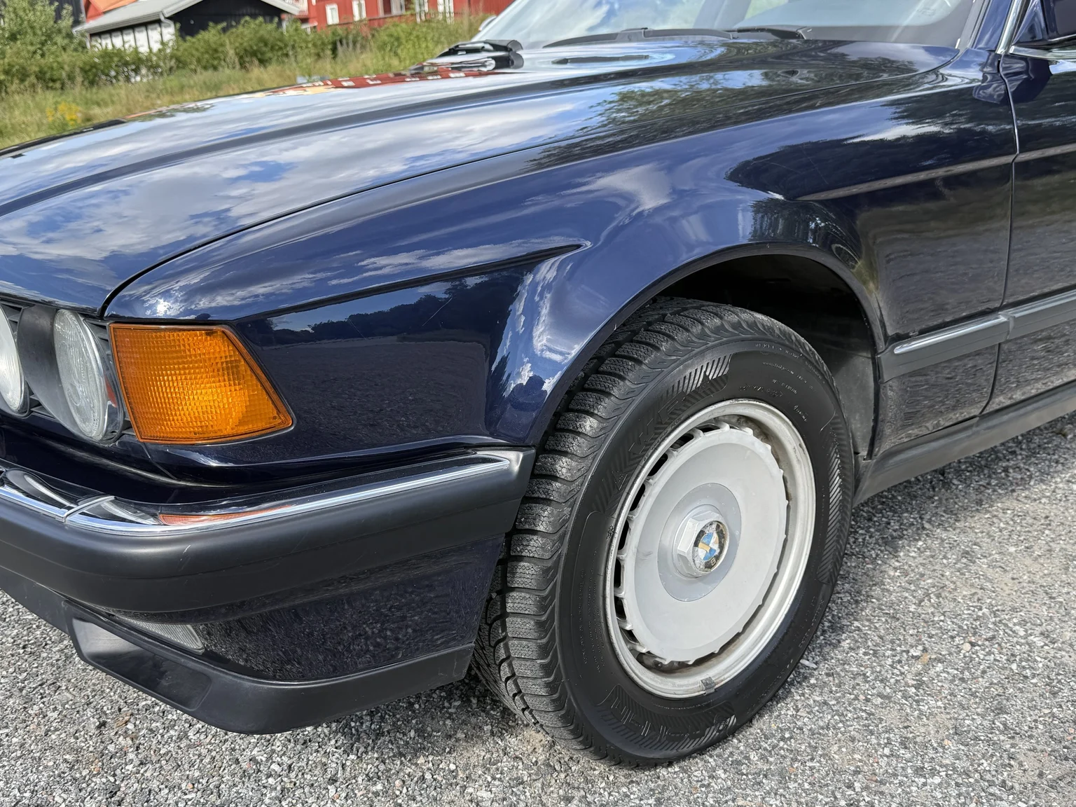 Aussenfoto 1990 BMW 750i (80)