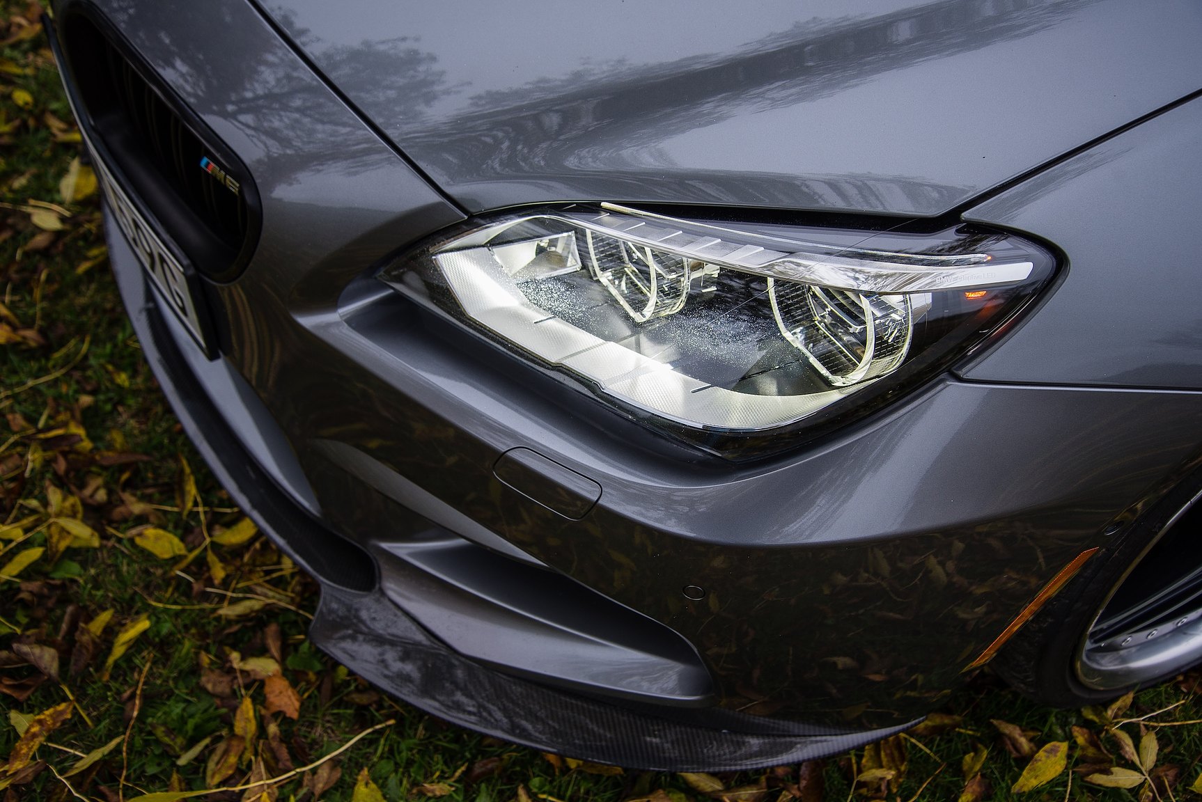 Exterior image of 2014 BMW M6C