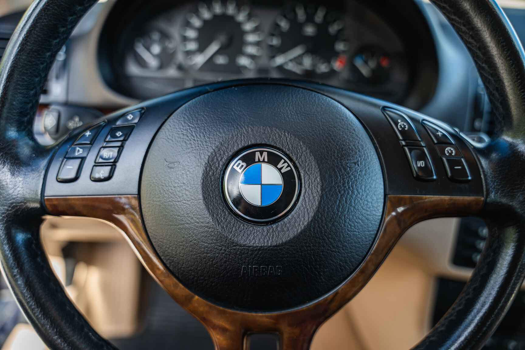 Interiörbild 2003 BMW 320i Touring