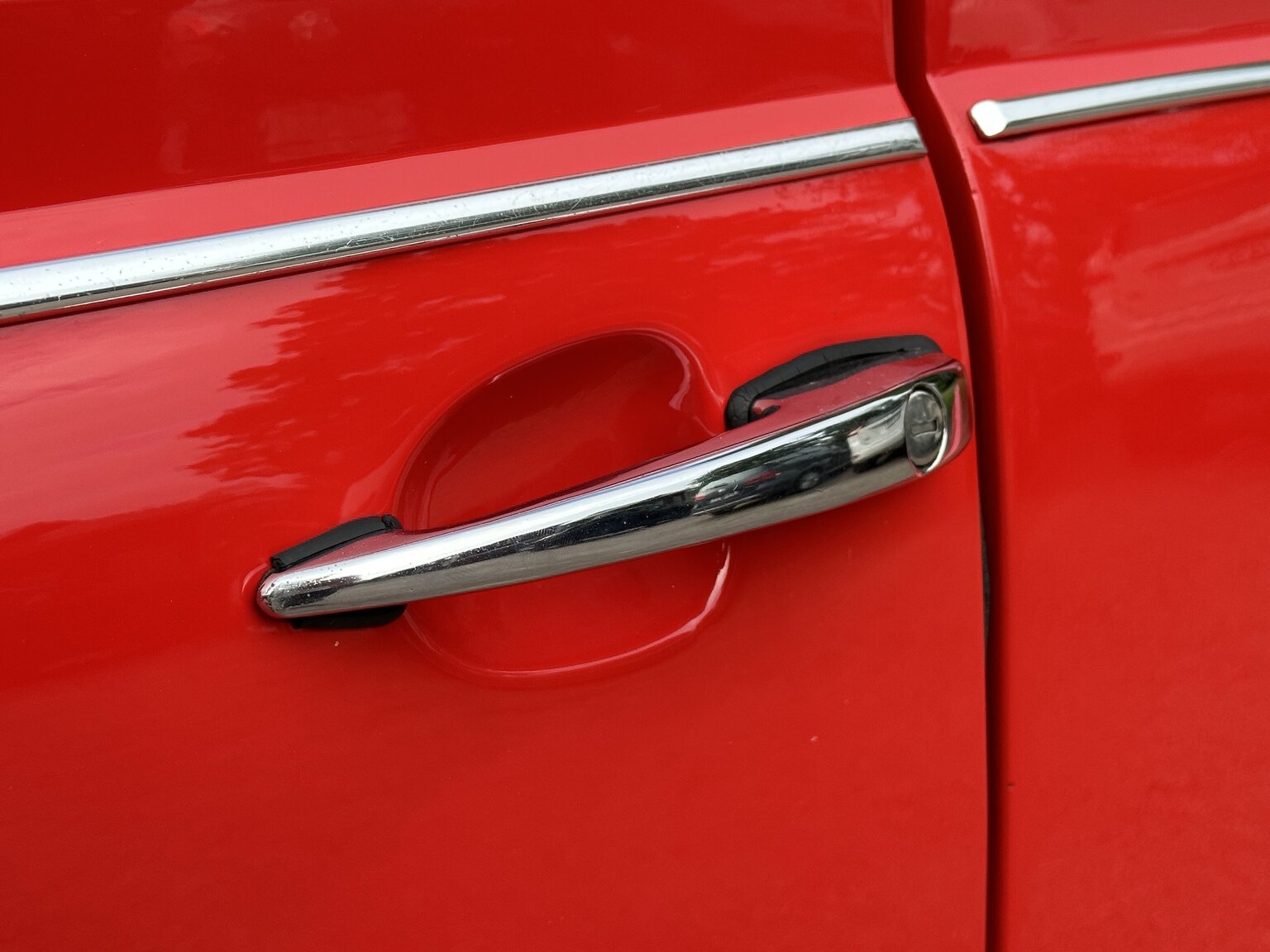 Exterior image of 1971 Volkswagen beetle 1302 cabriolet