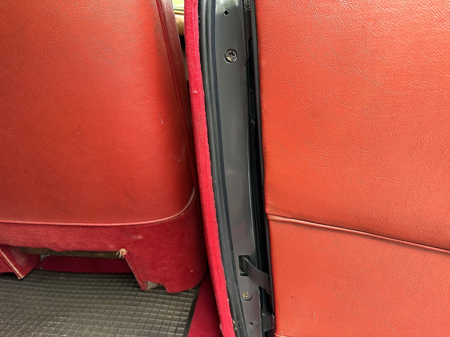 Interior image of 1954 Jaguar Mark VII Saloon
