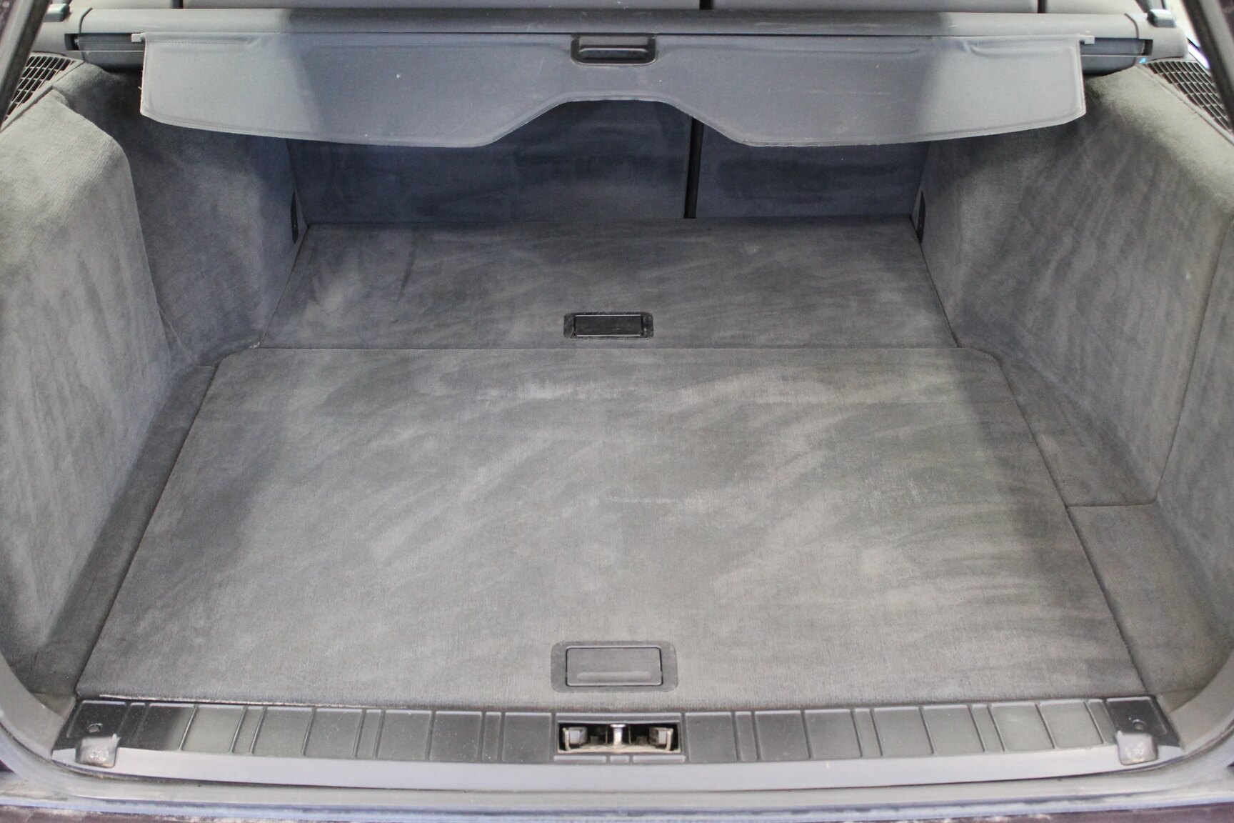 Interiörbild 1996 BMW 540i Touring "No Reserve Auction"
