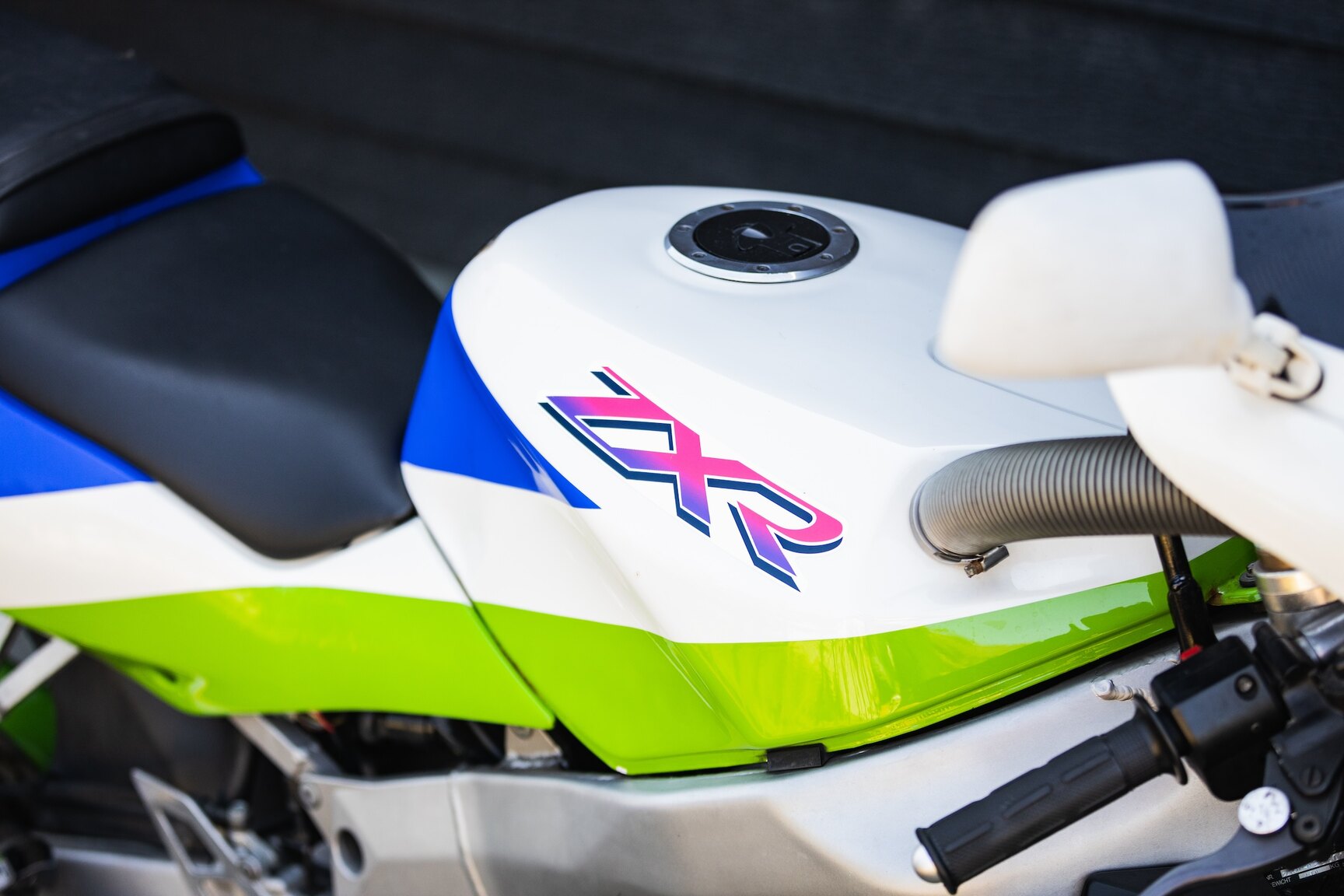 Exteriörbild på 1992 Kawasaki ZX 750 J (12)