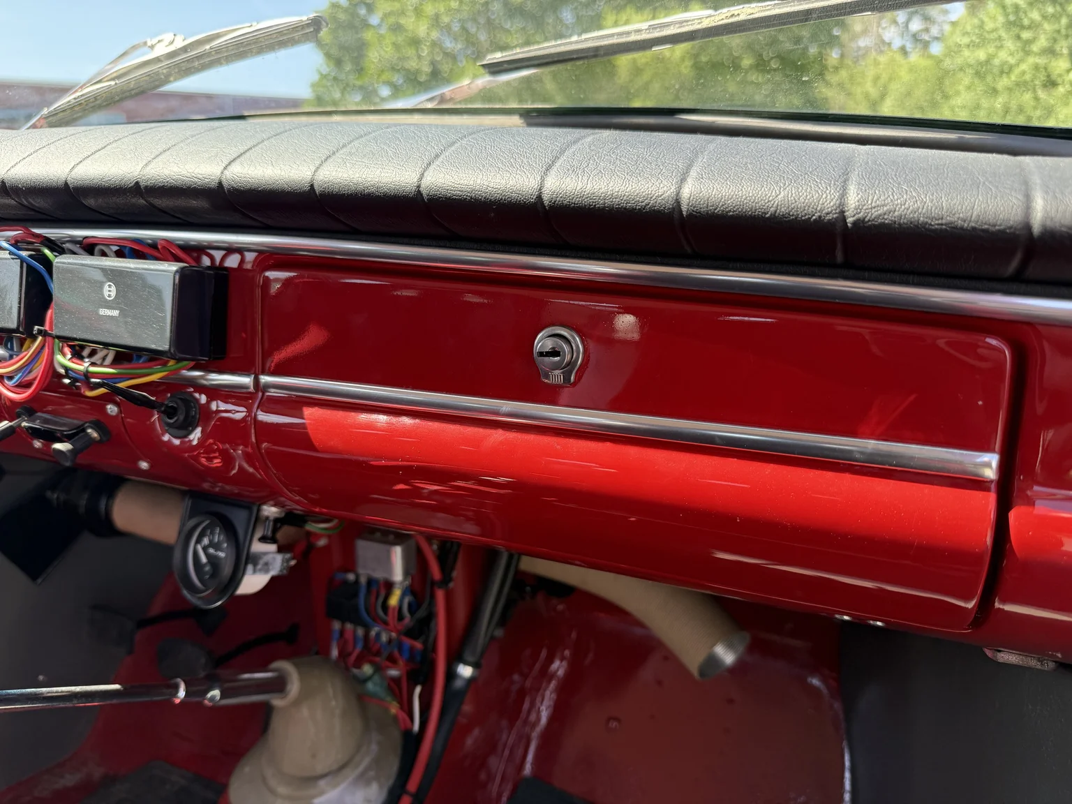 Interior image of 1965 Volvo PV "Rally" (49)