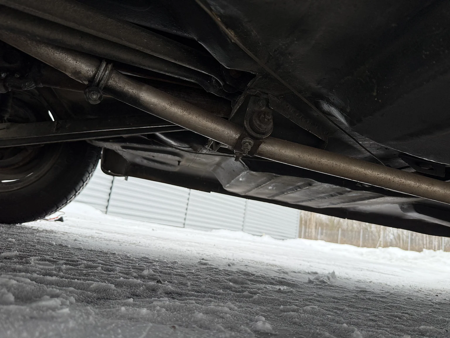 Image of 1953 Volvo PV444ES (21) mechanics