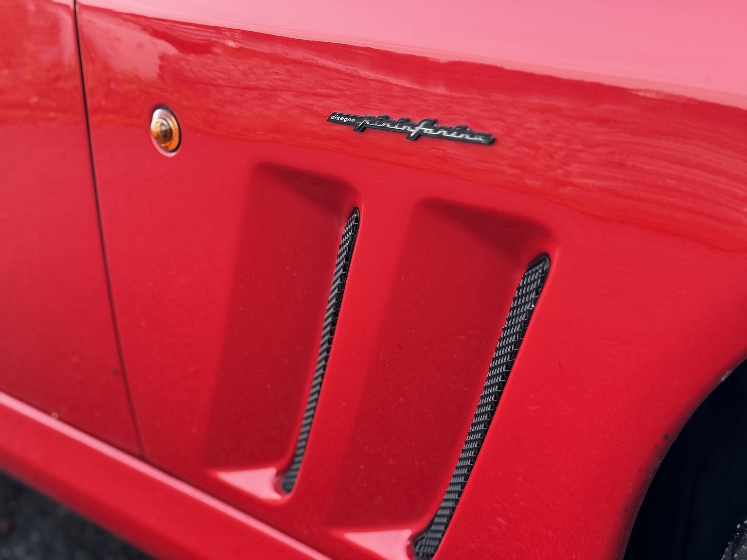 Exteriörbild på 2003 Ferrari 575M Maranello